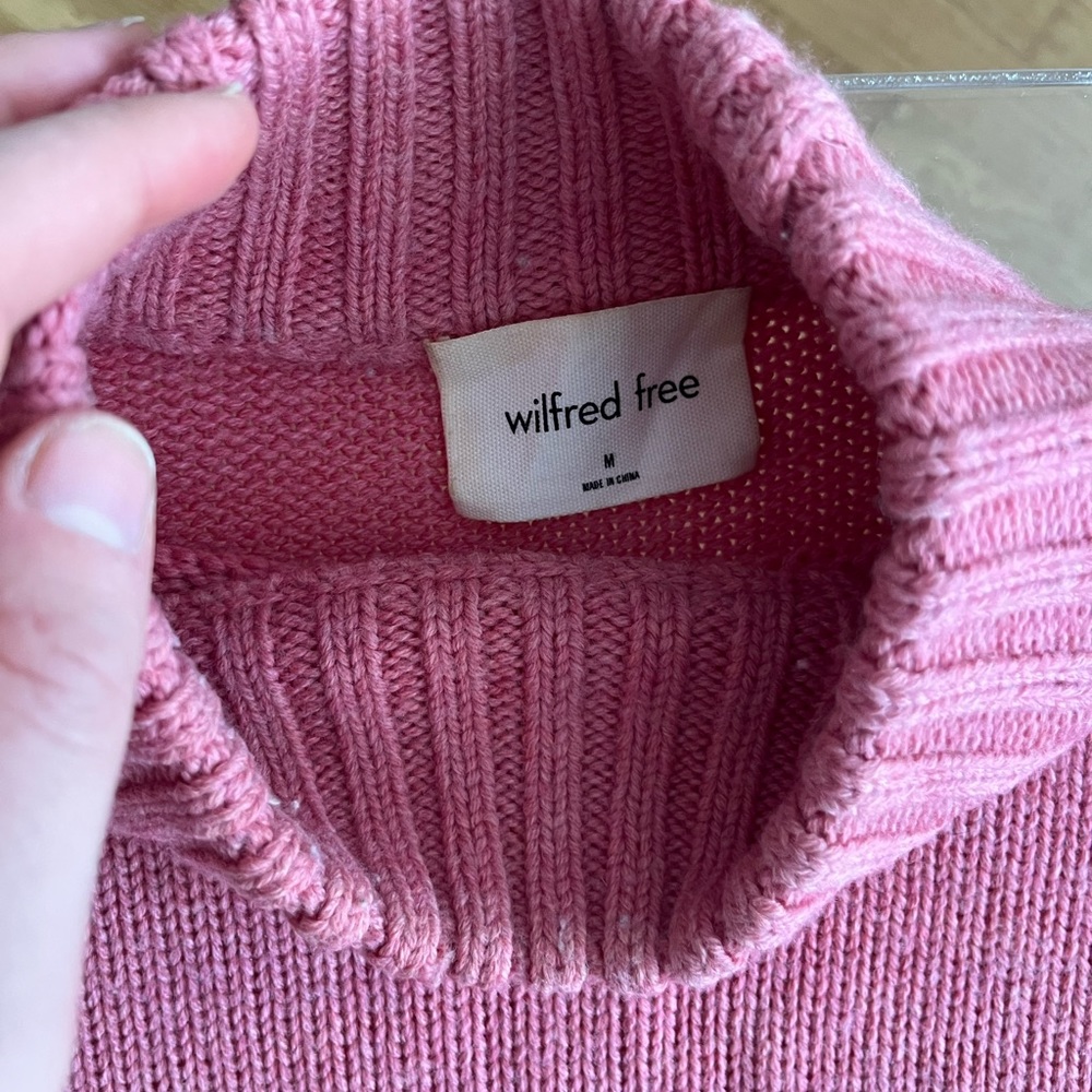 Wilfred Pink mockneck sweater (Aritzia)